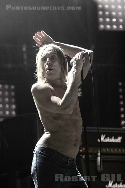 IGGY POP AND THE STOOGES - 2007-09-15 - LA COURNEUVE - Parc Departemental - Grande Scene - 